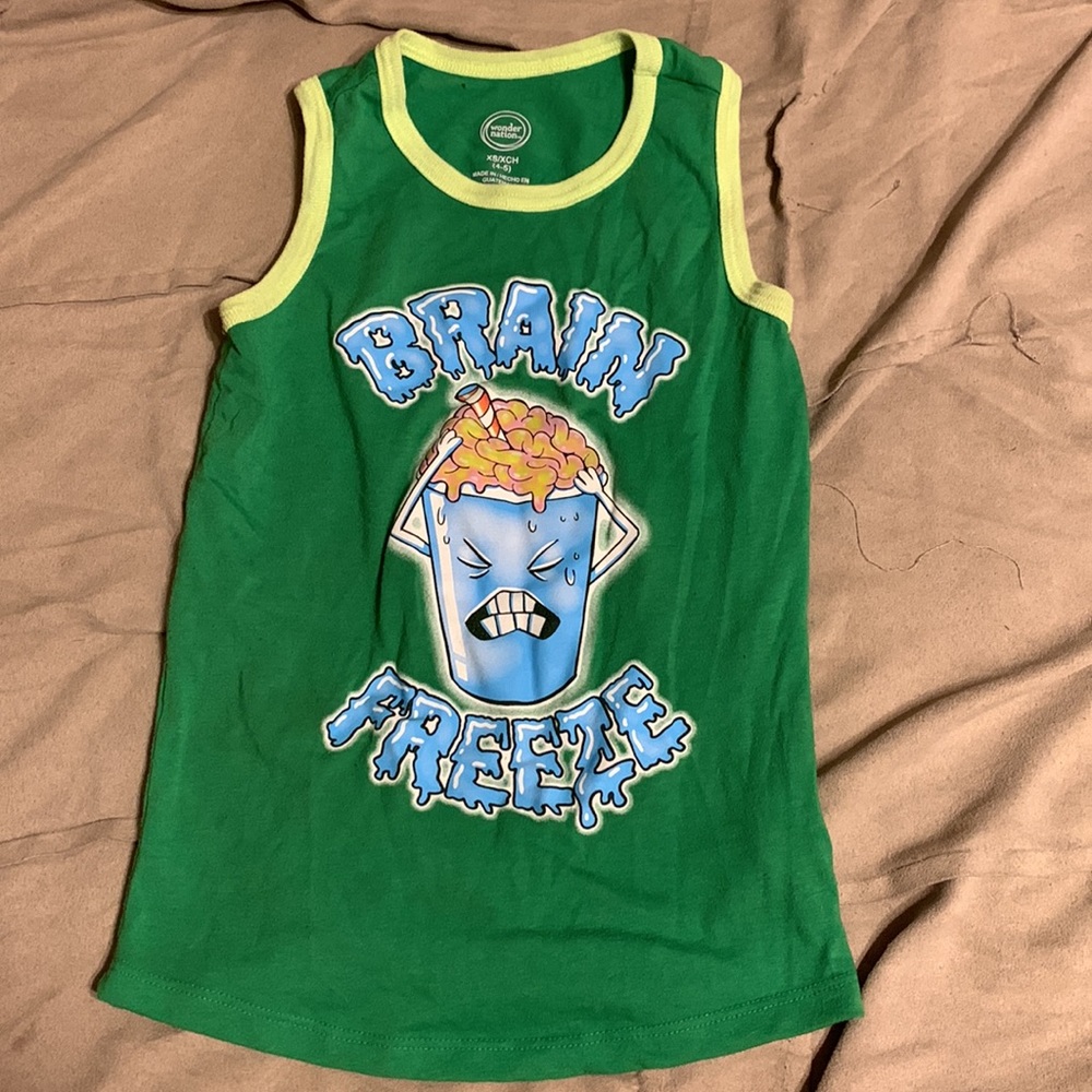 Set of 4 Boys Tanks, two are size 4/5 & two are size 6/7 - Picture 4 of 5